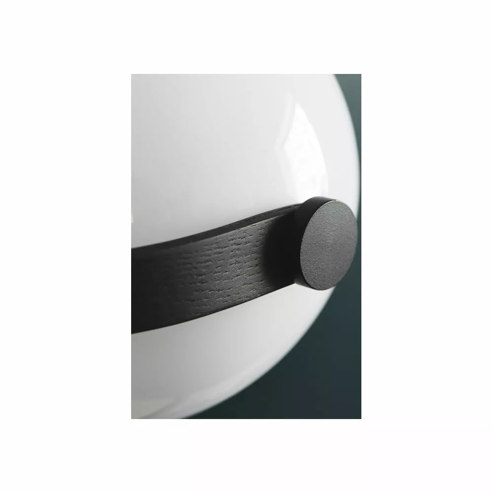 Halo Design D.C Gulvlampe 2L Ø18 E27, Opalic M. Eg-Sort 5 Halo Design D.C Gulvlampe 2L Ø18 E27, Opalic M. Eg-Sort - Billede 3